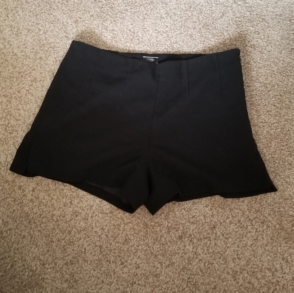 🛍 I Love H81 Los Angeles Woman's Size 26 Shorts